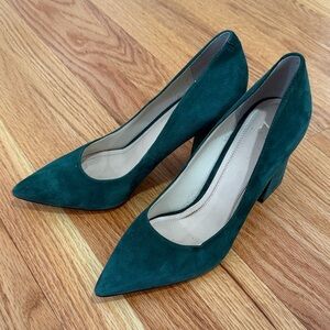 Marc Fisher Classic Pointed-Toe Green Suede Pumps - Women's